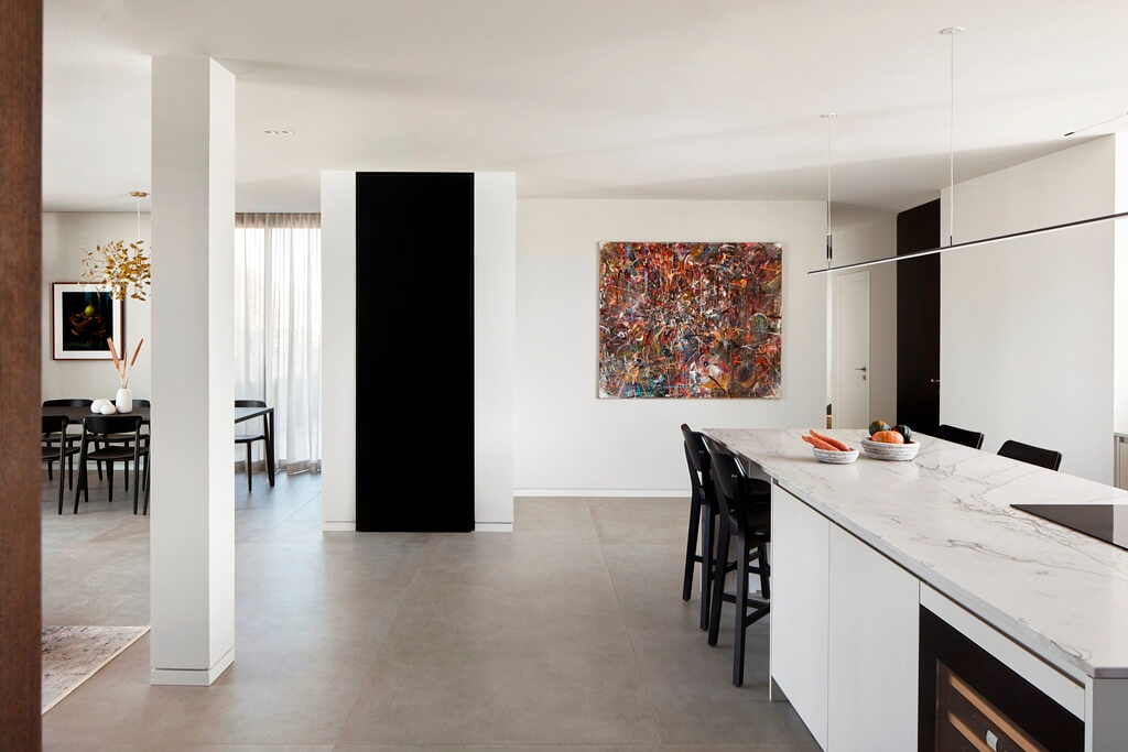 מעצבת פנים בשרון היוצרת חללים חמים ויוקרתיים למשפחות